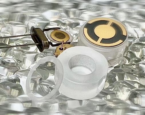 Caractéristiques de fréquence et de température stables Capot d'extrémité de quartz pour détection de pression