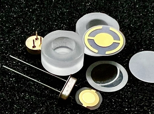 Wafer piézoélectrique à haute performance AT à découpe pour mesure de pression stable