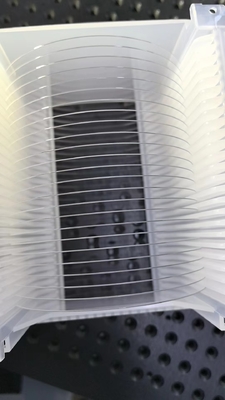 Wafer de silice fondu de 2 &quot; &quot;, 3 &quot; 4 &quot;, 6 &quot; 8 &quot; pour la fabrication de semi-conducteurs de haute précision