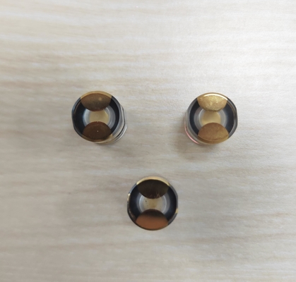 Stabilité thermique et résistance chimique inégalées Wafer piézoélectrique avec capuchons de fin de quartz pour des applications à haute température et haute pression