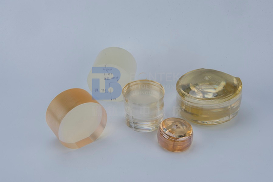 4" 6" 8" gaufrette de niobate du lithium LiNbO3 ont vu la catégorie optique