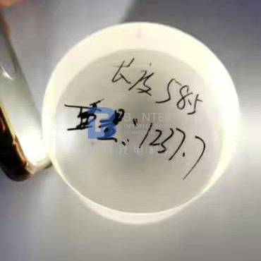 Le diamètre 6&quot; 8&quot; gaufrette de niobate de lithium A VU la catégorie optique 350um 500um