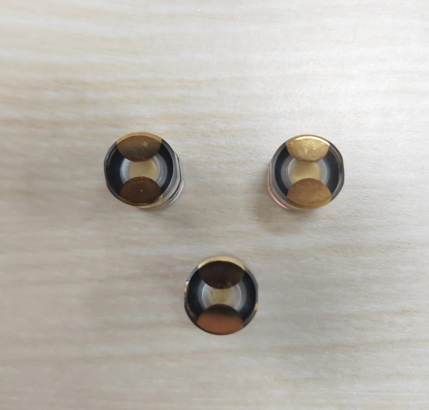 Stabilité thermique et résistance chimique inégalées Wafer piézoélectrique avec capuchons de fin de quartz pour des applications à haute température et haute pression