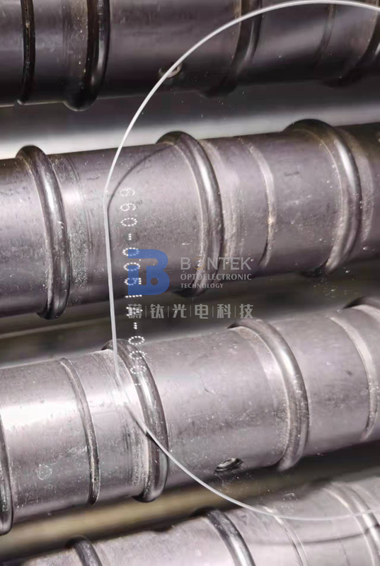 Catégorie optique de dopant de lithium de gaufrette simple ou double de niobate avec le niveau d'impureté réduit