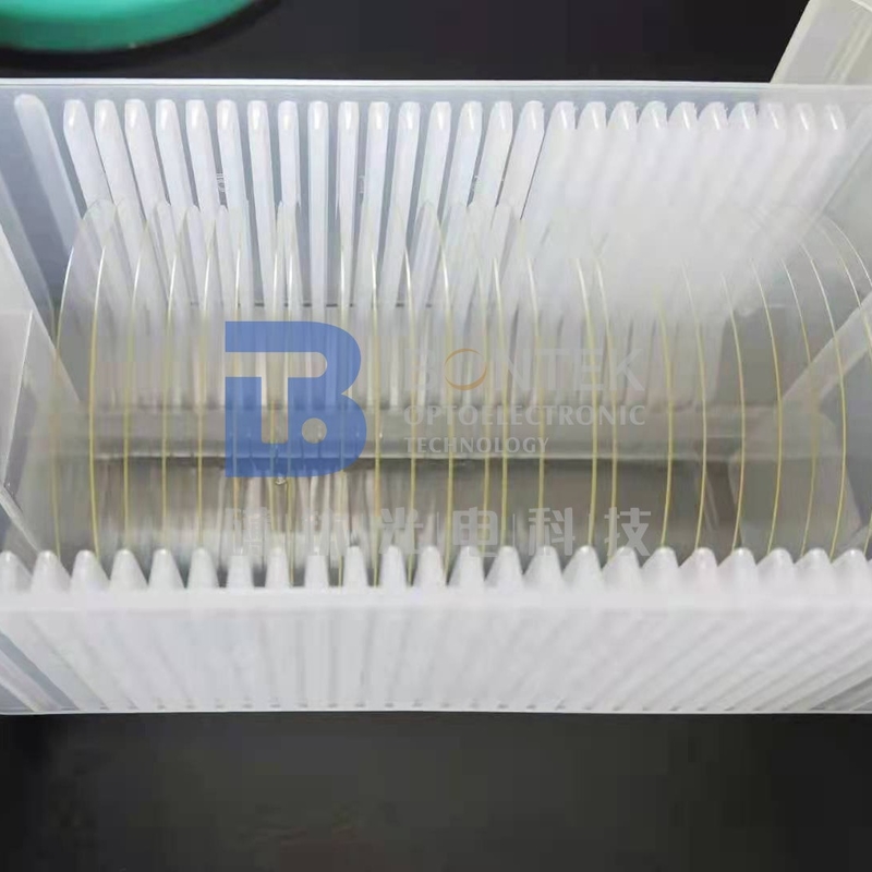 Wafer au niobate de lithium coupé en Y et en X pour des performances supérieures du dispositif SAW